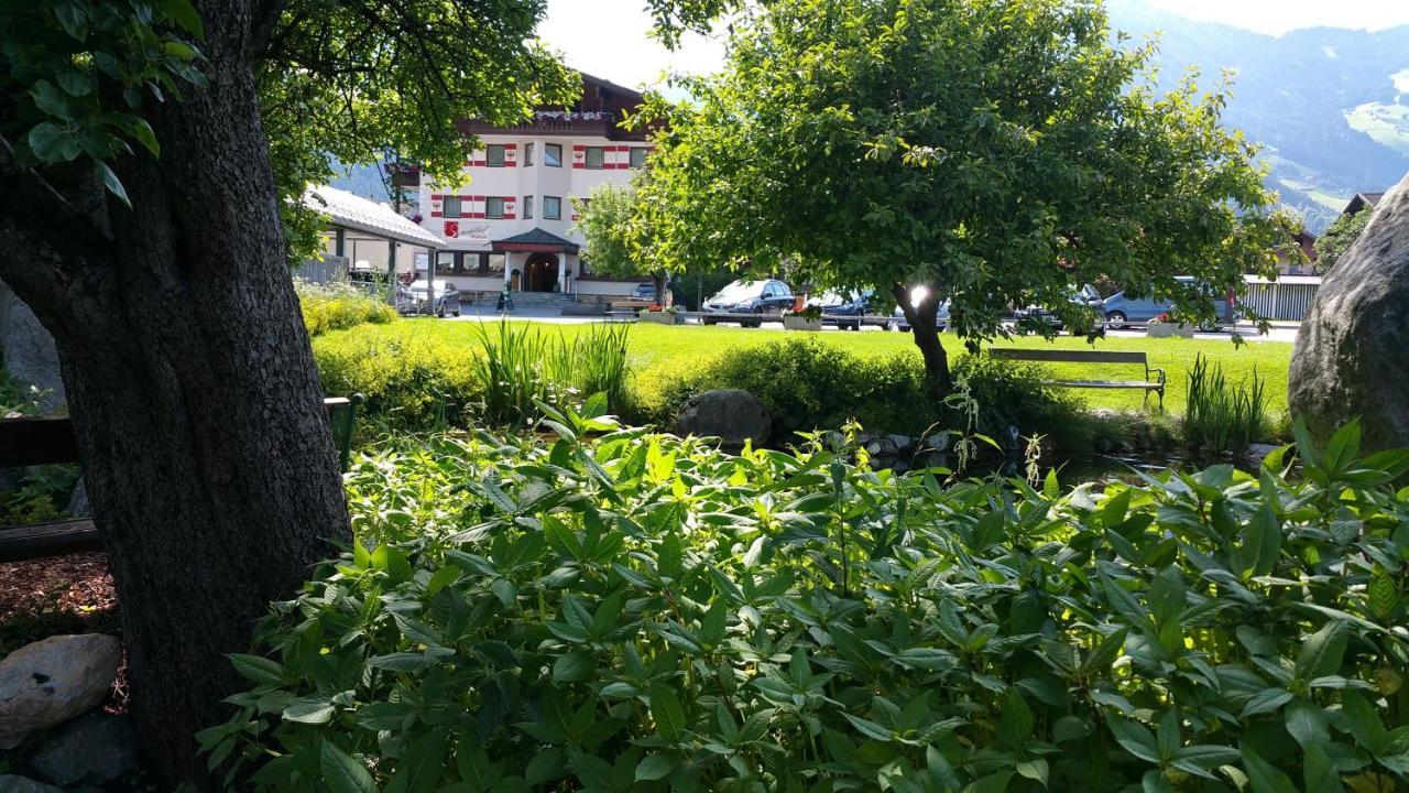 Hotel Standlhof Zillertal Uderns Esterno foto