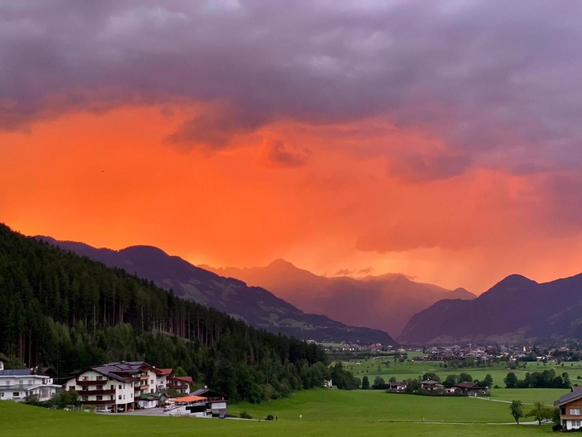 Hotel Standlhof Zillertal Uderns Esterno foto